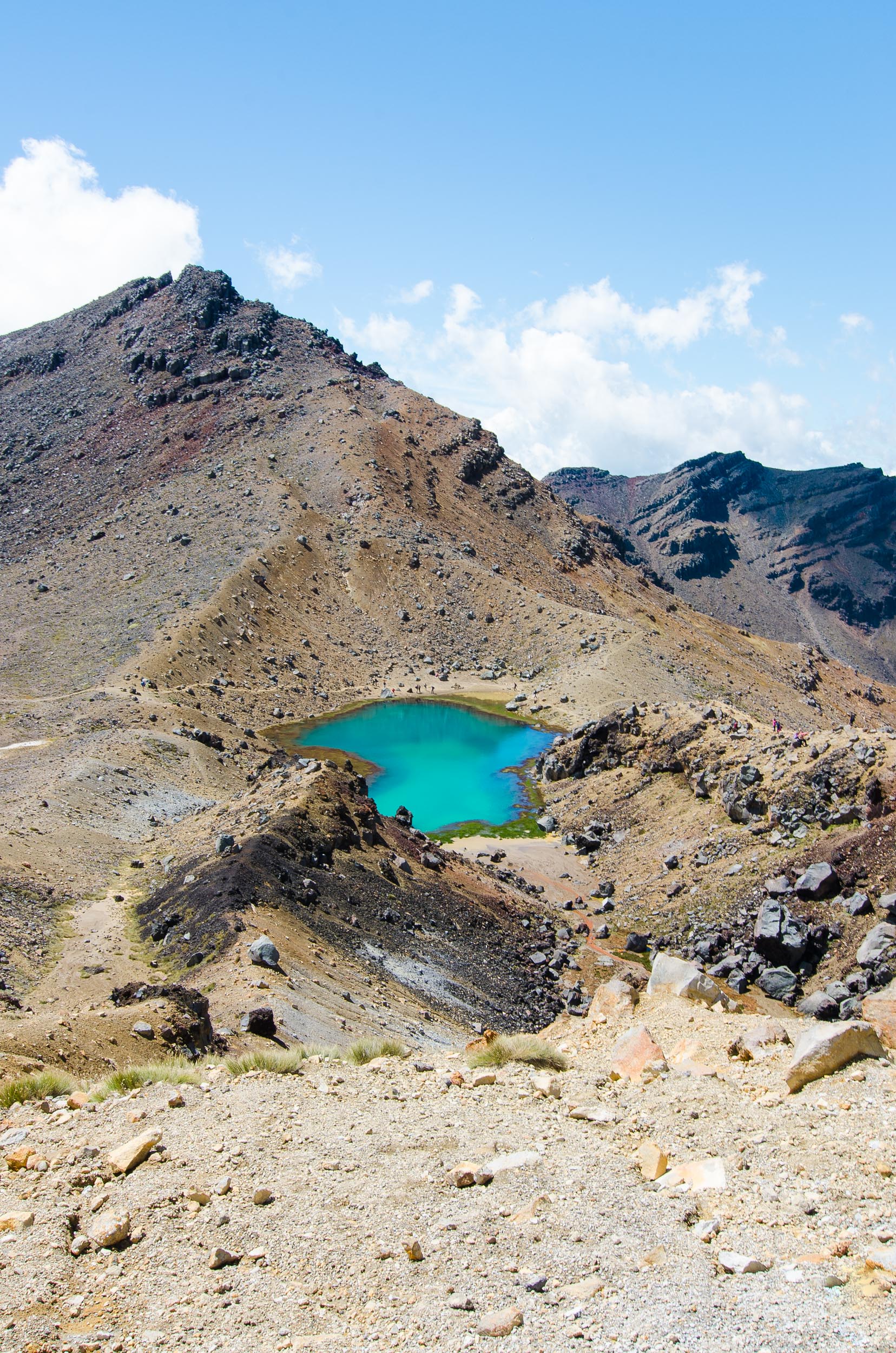 emerald lakes tongariro alpine crossing